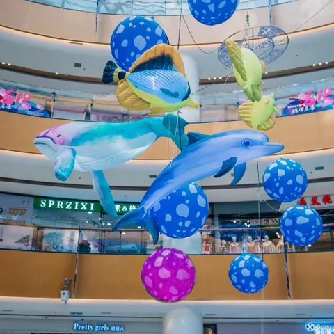 Aquarium géant